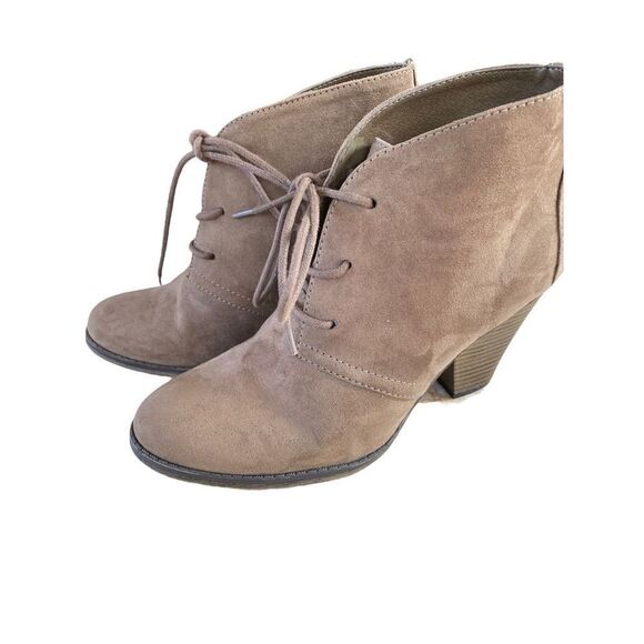 Mia size 9 tan suede booties ankle boots - Picture 1 of 7